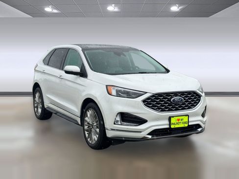Certified 2021 Ford Edge Titanium w/ Equipment Group 301A FWD image 7