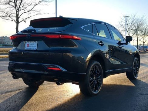 Certified 2023 Toyota Venza Nightshade image 5