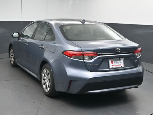 Used 2020 Toyota Corolla LE image 7