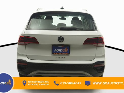 Used 2024 Volkswagen Taos S FWD image 11