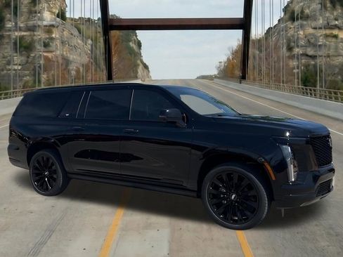 New 2026 Cadillac Escalade ESV Platinum Sport w/ LPO, ONYX Package AWD/4WD image 14