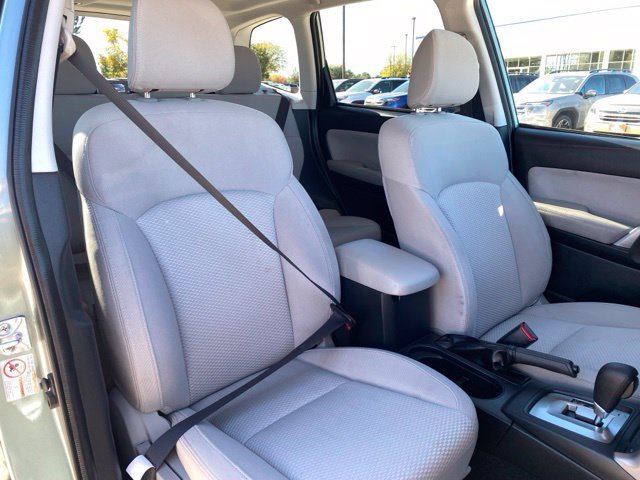 Used 2016 Subaru Forester 2.5i Premium w/ All-Weather Package AWD/4WD image 9