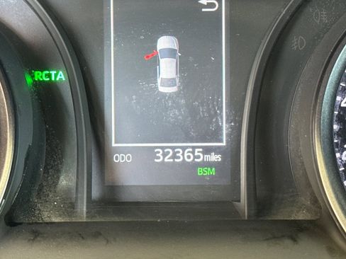 Used 2024 Toyota Camry SE w/ Blackout Package (TMS) image 22