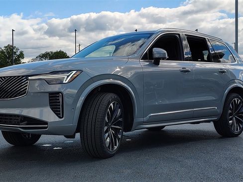 New 2026 Volvo XC90 B6 Plus image 6