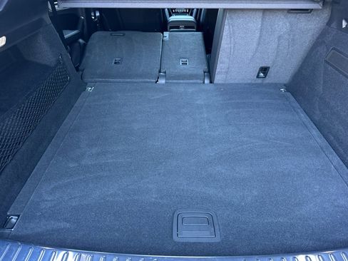 Used 2025 Porsche Cayenne Coupe image 15