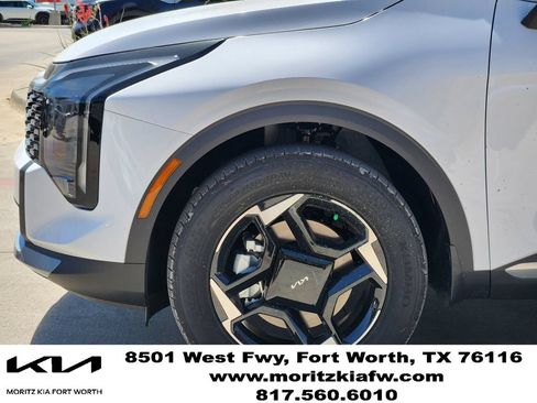 New 2026 Kia Sportage EX w/ EX Panorama Roof Package AWD/4WD image 6