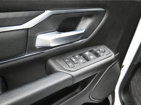 Certified 2025 RAM 1500 Big Horn AWD/4WD image 11