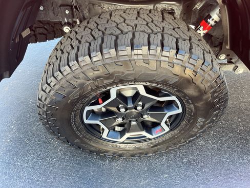 Used 2021 Jeep Gladiator Rubicon AWD/4WD image 42