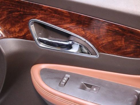 Used 2013 Buick Encore Leather image 9