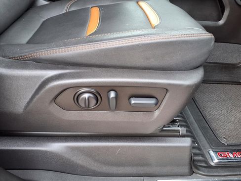 Used 2022 GMC Sierra 1500 AT4 image 14