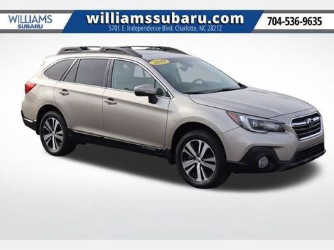 Used 2019 Subaru Outback 2.5i Limited image 1