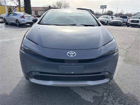Used 2023 Toyota Prius XLE image 9