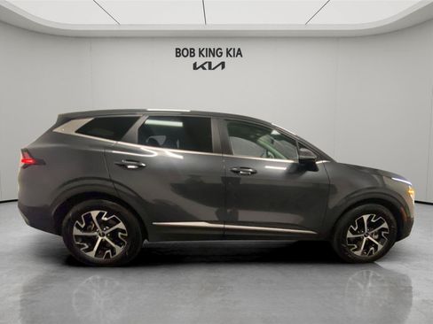 Used 2024 Kia Sportage EX FWD image 6