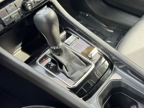 Used 2024 Jeep Compass Latitude image 35