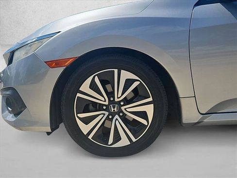 Used 2017 Honda Civic EX-L image 18