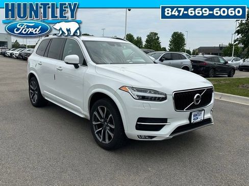 Used 2018 Volvo XC90 T5 Momentum w/ Momentum Plus Package AWD/4WD image 3