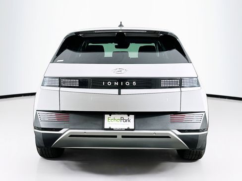 Used 2024 Hyundai Ioniq 5 SEL image 7