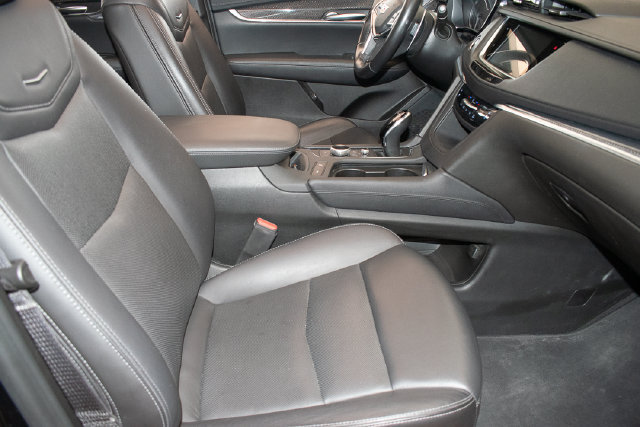 Used 2023 Cadillac XT5 Sportv AWD/4WD image 10