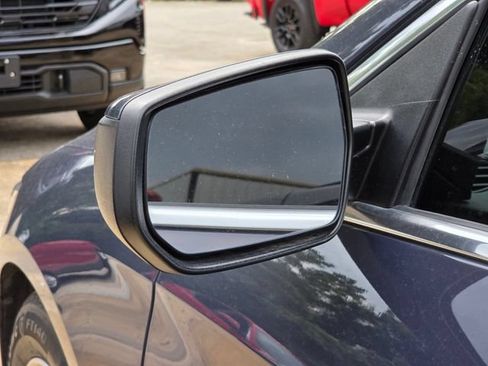 Used 2025 Chevrolet Malibu LS FWD image 12