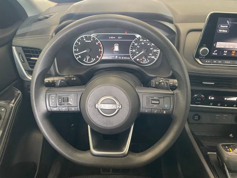 Certified 2024 Nissan Rogue SV FWD image 14