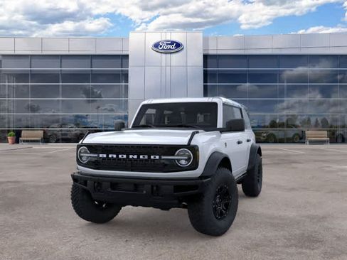 New 2026 Ford Bronco Badlands w/ Wildtrak Package AWD/4WD image 2