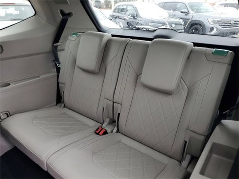 New 2025 Volkswagen Atlas SEL Premium R-Line image 10