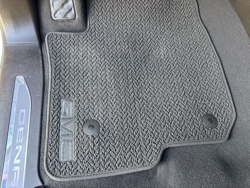 Used 2022 GMC Sierra 1500 Denali w/ Denali Reserve Package image 17