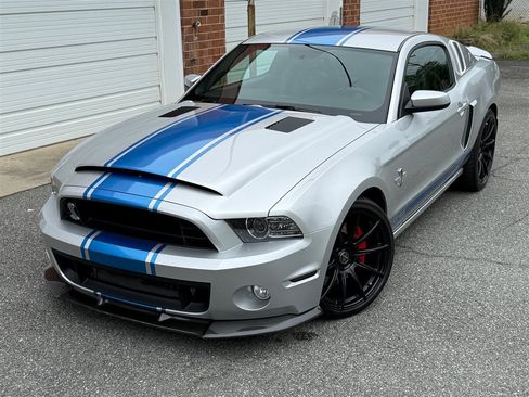 Used 2014 Ford Mustang Shelby GT500 w/ Equipment Group 821A RWD image 6