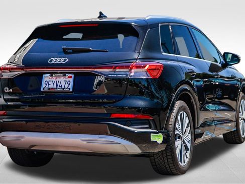 Certified 2023 Audi Q4 e-tron Premium Plus w/ Premium Plus RWD image 8