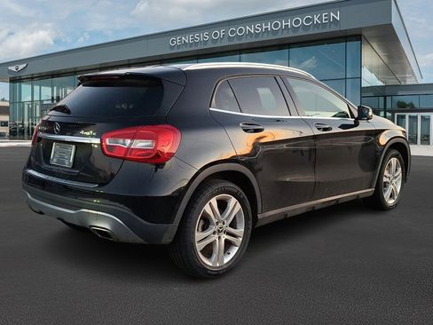 Used 2018 Mercedes-Benz GLA 250 4MATIC image 3