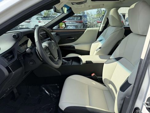 Used 2024 Lexus ES 350 Premium w/ Premium Package FWD image 13