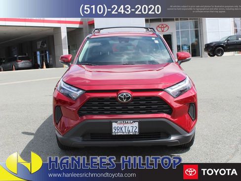 Used 2025 Toyota RAV4 XLE AWD/4WD image 4