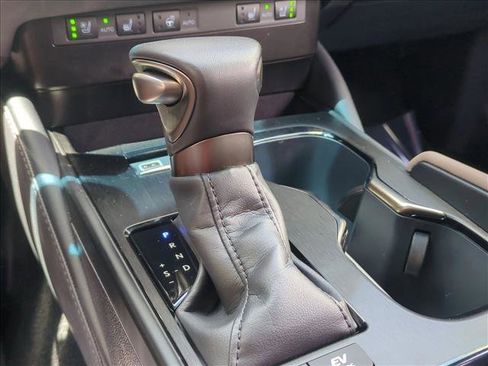 Used 2025 Lexus ES 300h w/ Premium Package FWD image 12