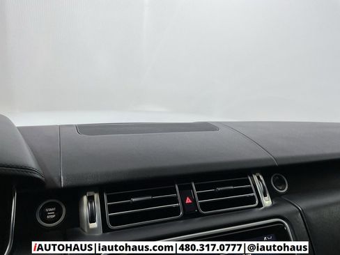 Used 2018 Land Rover Range Rover HSE image 26