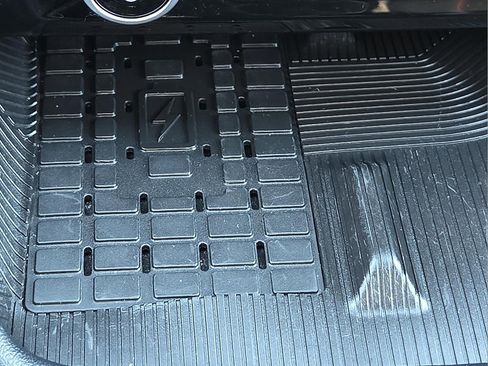 Used 2025 Ford Explorer ST image 20