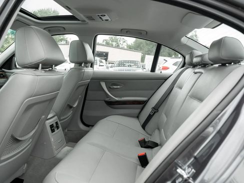 Used 2007 BMW 328xi Sedan AWD/4WD image 8