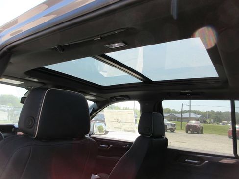 New 2026 GMC Yukon Elevation AWD/4WD image 12
