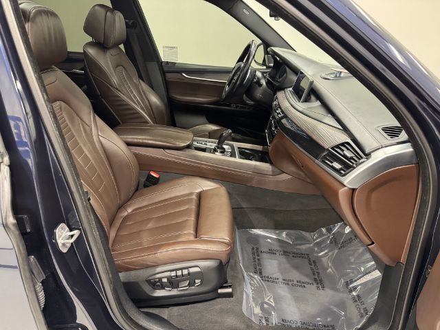 Used 2018 BMW X5 xDrive50i AWD/4WD image 40
