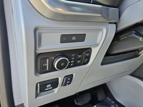 Certified 2025 Ford F150 Lariat w/ Equipment Group 502A High AWD/4WD image 18
