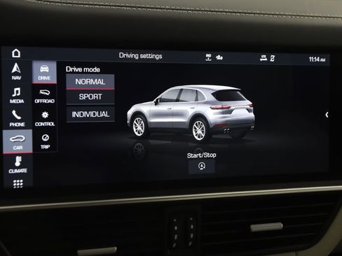 Used 2020 Porsche Cayenne AWD/4WD image 40