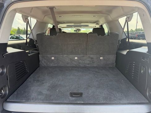 Used 2018 Chevrolet Suburban Premier w/ Max Trailering Package AWD/4WD image 25