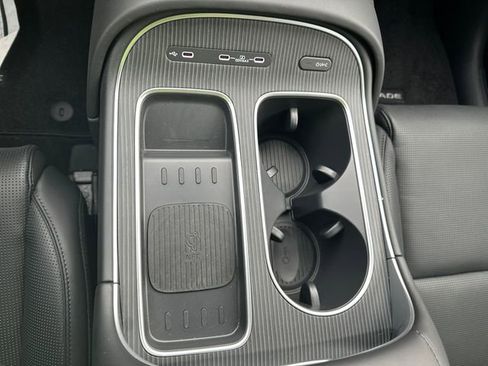 Used 2022 Subaru Outback Touring XT image 18