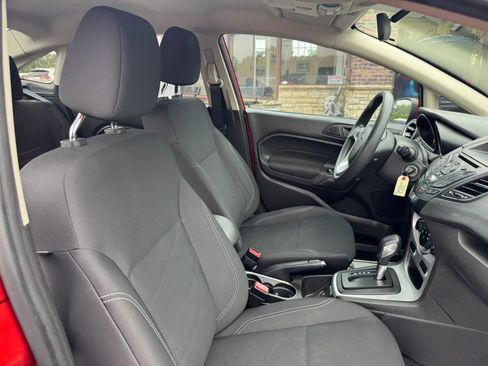 Used 2019 Ford Fiesta SE FWD image 31