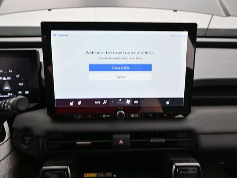 Used 2026 Toyota RAV4 XSE w/ Weather Package image 7