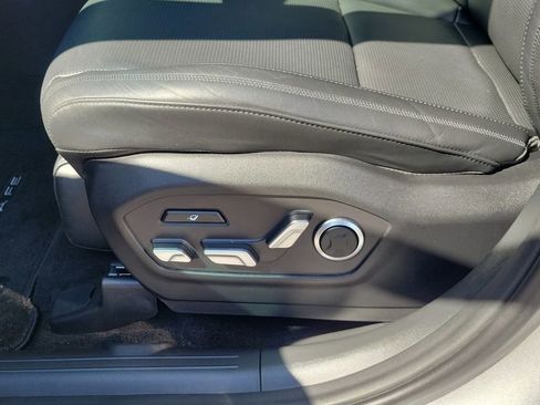 Used 2024 Hyundai Santa Fe Calligraphy FWD image 16