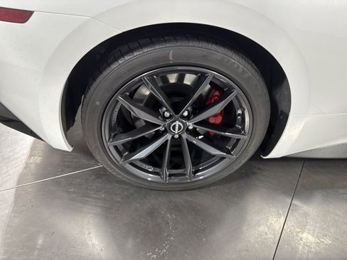 Used 2024 Nissan Z Performance w/ Floor Mat Package image 15