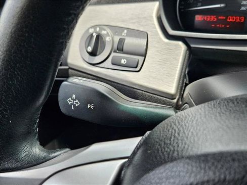 Used 2004 BMW Z4 2.5i RWD image 16