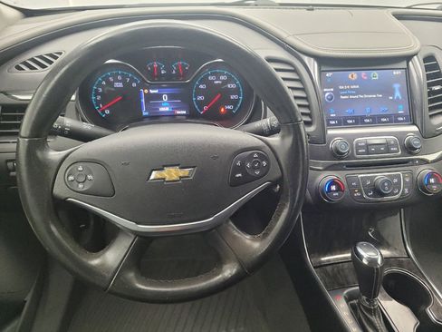 Used 2014 Chevrolet Impala LT image 22