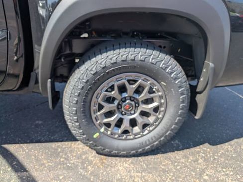 New 2026 Nissan Frontier PRO-4X w/ Pro-4x Convenience Package AWD/4WD image 25