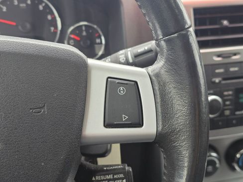 Used 2010 Jeep Liberty Limited w/ Trailer Tow Class III Group AWD/4WD image 32